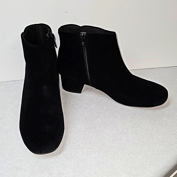 Clarks Booties - Picture 4 of 5